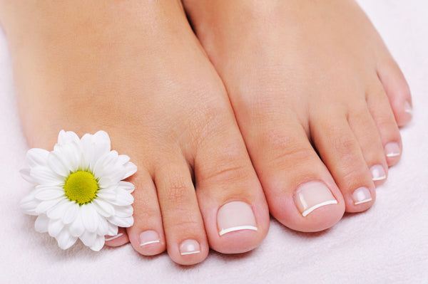 French Pedicure with Flowers - wide 2