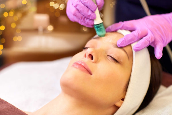 Deep Pore Cleansing Facial + Microdermabrasion + Free Eye Treatment