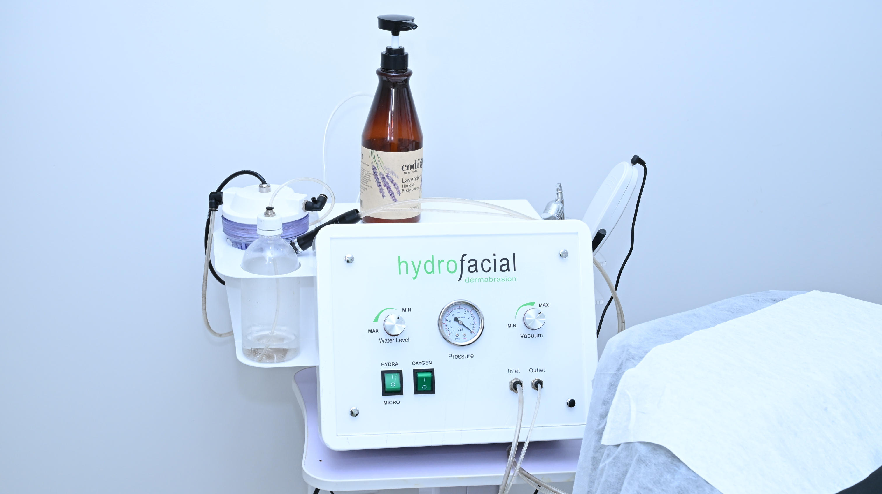 HydraFacial treatment session