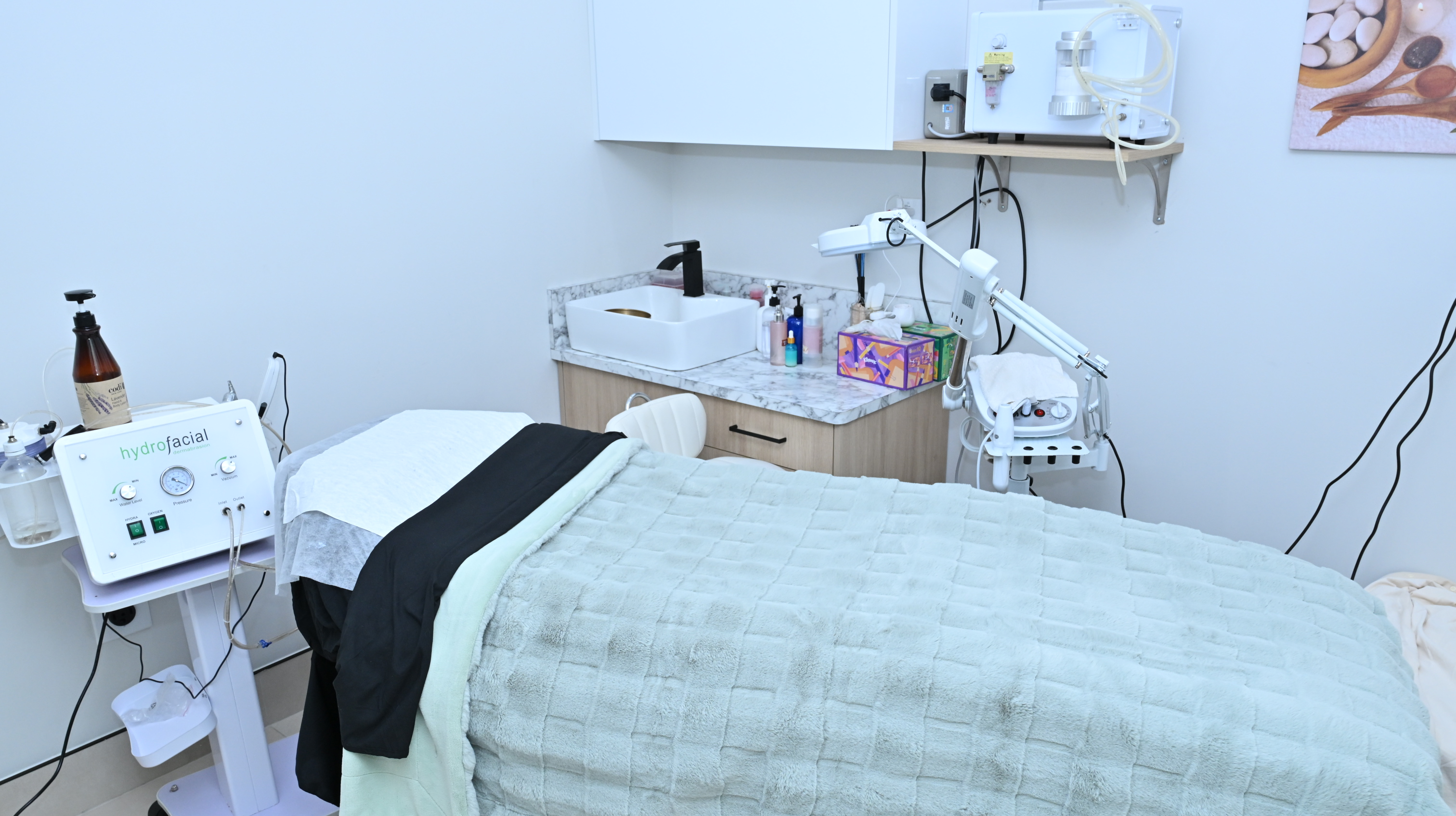 Facial treatment in progress